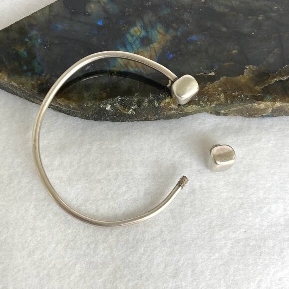 Sterling Silver 925 Modernist Style Square Capped Charm Cuff Bracelet Size 7" - Picture 4 of 16